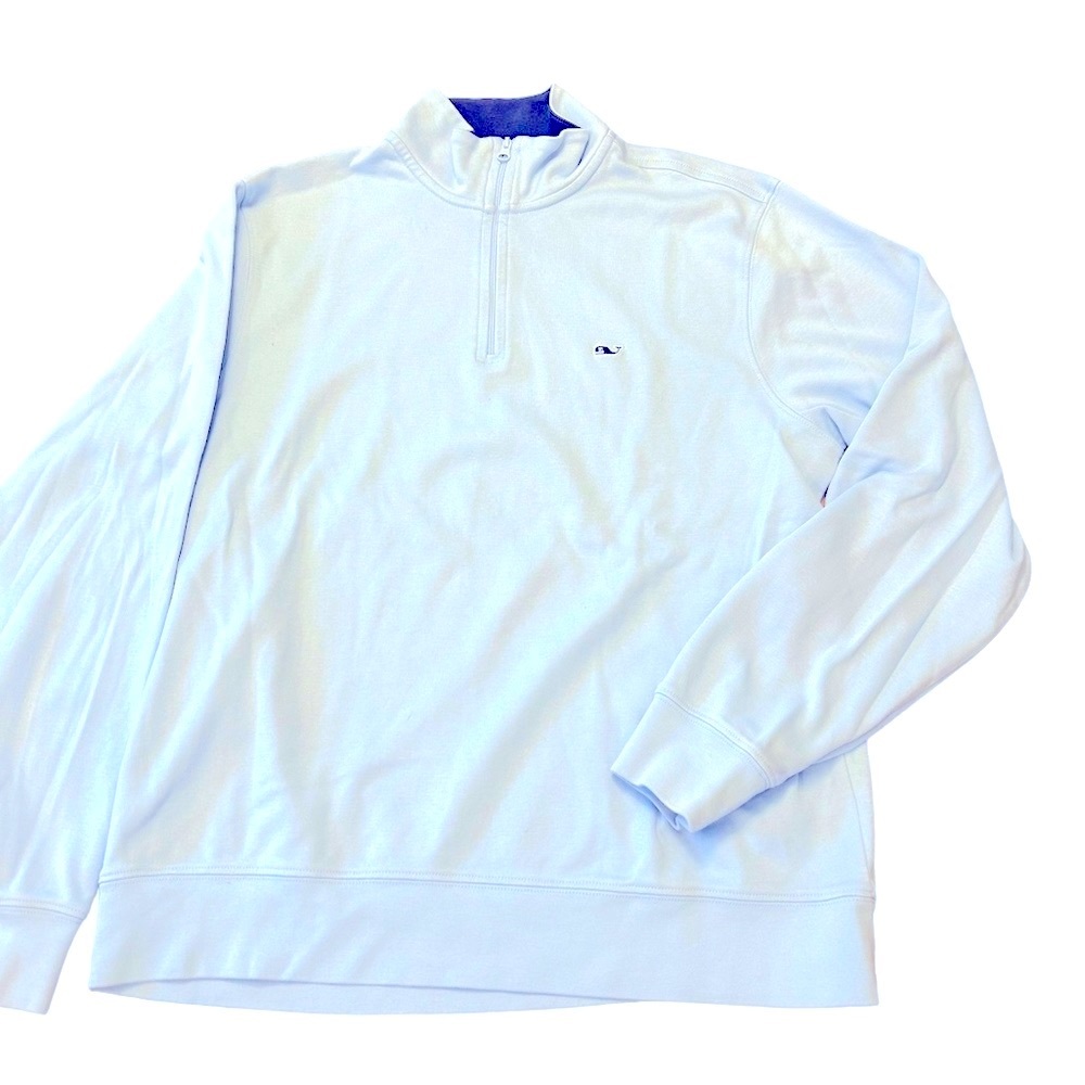 Vineyard vines 1/4 zip light blue pullover. Used once in great condition.